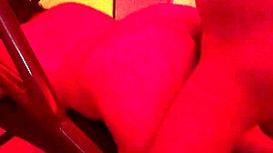 Ibu Tiri Dientot Keras di Motel Jalanan