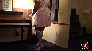 动漫女仆被粗大鸡巴塞满