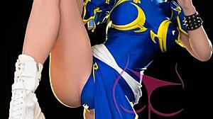 Znalazłem tę sekslalkę Chun Li, która jest brunetką inspirowaną Azją.
