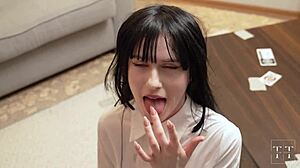 ยูเมโกะ จาบามิ ถูกดูถูกดื่มน้ำเงี่ยนคู่แข่งในแบทเทิลอะนิเมะเฮนไตสุดบ้า