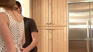 เจอเย็ดแรงกับน้องสาวแท้ๆ ฟэй รีแกนที่ขี้อาย