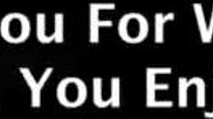 Latinská milf podvede nevinného nevlastního syna, aby se díval na porno, než ho tvrdě osedlá. Dunken Hina zaručuje špinavý konec!