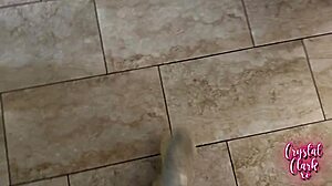 의붓엄마 옷 입히는 거 POV로 야하게 변했어