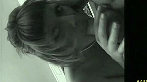 Je suis obsédé gros seins de cette MILF française, gagnant cash extra en porno !