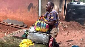 हेय बेब, आज रात मेरा हॉट कमशॉट देखना चाहोगी?