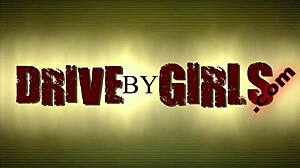 velike sise zvezdnica Krystal Swift jebana skozi avto okno