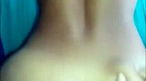 Intimní únik odhaluje sedm žen v divoké bdsm akci. Sleduj jejich opálená těla v šokujících scénách!