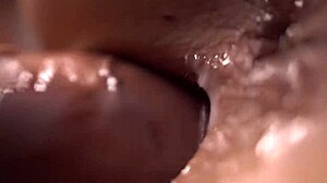 bro, ze streelde mijn ballen en teugels met haar tong voor creampie