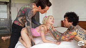 صغيرة 18+ إيما روزي مشتركة لكريم باي خشن