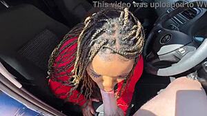 busty črna kurba škropi močno v misijonarju v avtu. njen divji vožnja šokira vse!