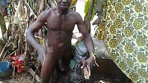 Kurete ung anime-jente tar stor kuk hardt