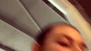 Hardcore analne ruchanie z masywnym tryskaniem w przebieralni