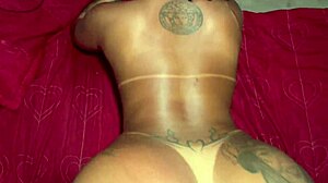 ก้นสาวอายุ 18+ รั่วออนไลน์