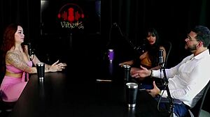 Hvorfor skjuler brasilianske par sin hykleri? Safada viser pupper og rister for sin forlovede