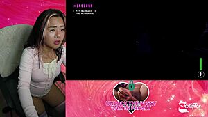 големи цици Чику ме гони във фап нощи при Френис, мамка му! 😱