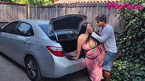 Proč tahle nevlastní máma cougar svádí mladíka venku v autě?