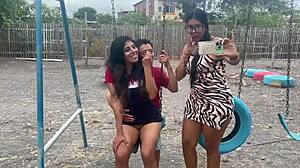 Не могу поверить, мы устроили дикий секс в парке с стариком и пышной девчонкой 18+!