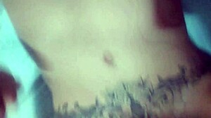 18-годишен новак губи девствеността си с гореща мащеха!