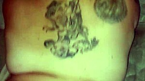 Блондинка анал курва приятелка крещи с голям черен кур в междурасова акция