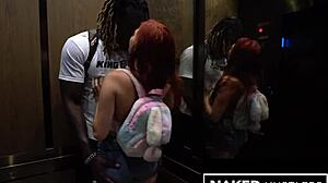 빨강머리, 거대한 흑인 자지에 슬로피 아헤가오 블로우잡!