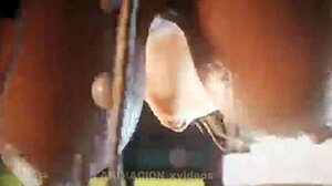 Femme sexy chaude avec grosse bite pilonne ado hentai dur