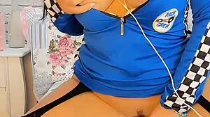 เอมานูเอลลี ราเกล เทพี ASMR ขี่ควยด้วยเสียงหีเปียกและท้าทายน้ำเงี่ยนในอนิเมะเฮนไต