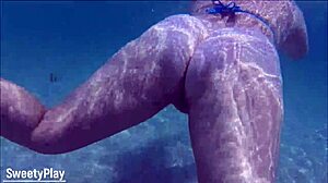 水下内射狂欢 泳后海滩精液倾泻