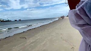 Nora MILF me drka pred mimoidočimi