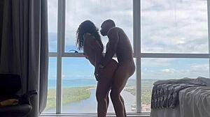 Syin naimisissa seuraajan tiukan kohdan Recifessä ja hajotin hänet täysin