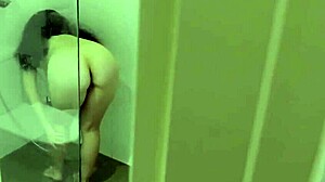 мне пришлось спать с хулиганом племянника чтобы остановить его