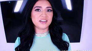 Barista excitée Ophelia Purr suce et baise deepthroat levrette missionnaire