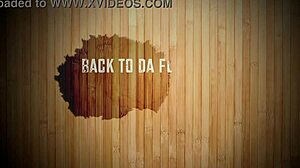 이웃 폰 쓰려다 대신 딱딱한 자지 받음