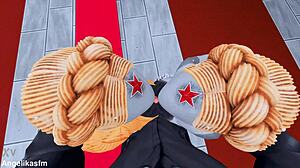 Dve Horny Dvojčici Pripravita Trdi Seks in Femdom Za Mladega 18+ Vojaškega Fantka