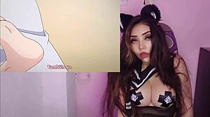 Le manager baise les idoles aux gros seins ?