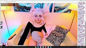 Cosplay hentai kjæledyr ber om å leke med deg!