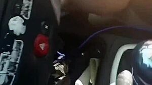 Latina MILF Zegt Neem Me Mee Winkelen en We Eindigen met Neuken in de Auto