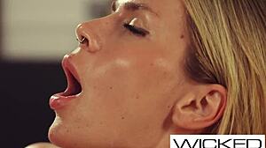 I Got a Busty Blonde Oily Massage and Fucked Her Hard