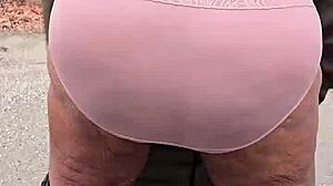 i lick her pussy while she sucks me after roadside break