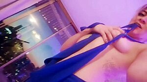 Sexy shemale seduces clients with her dancing skills