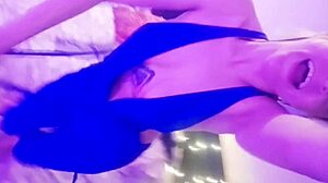 Sexy shemale seduces clients with her dancing skills