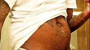 youngstarbrazy cums thick while watching hentai