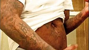 18+ Starbrazy、ハentai見ながら濃厚にイく