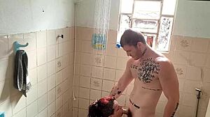 En voi uskoa että veljenpoikani naimasi minut suihkussa