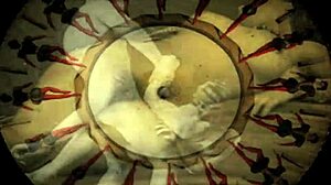 Esos Dibujos Eróticos Vintage Se Sienten Tan Atemporales e Intrigantes