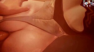 Schattige anime hoeren met heerlijke onschuld in contrast