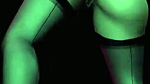 Gledam Zrelo Žensko Pri Stripteasu Na Glasbo V 3D