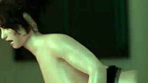 Filmi Sumthingextra69 z ukrivljenimi velikimi joškami in monster kurci!