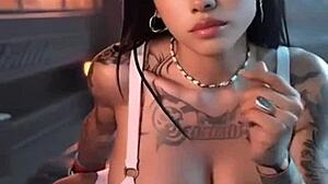 Sexy Short Captures Giant Curvy Woman In 3D Hentai Outfit With Big Tits