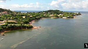 Era und Ema teilen Schwanz