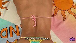 Gadis latin remaja 18+ pelacur godain kurir untuk ngebor kasar di luar ruangan